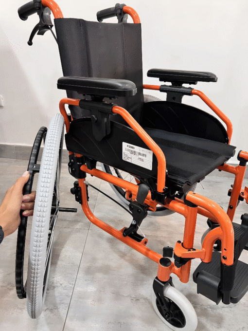 Silla de ruedas pediátrica FS980