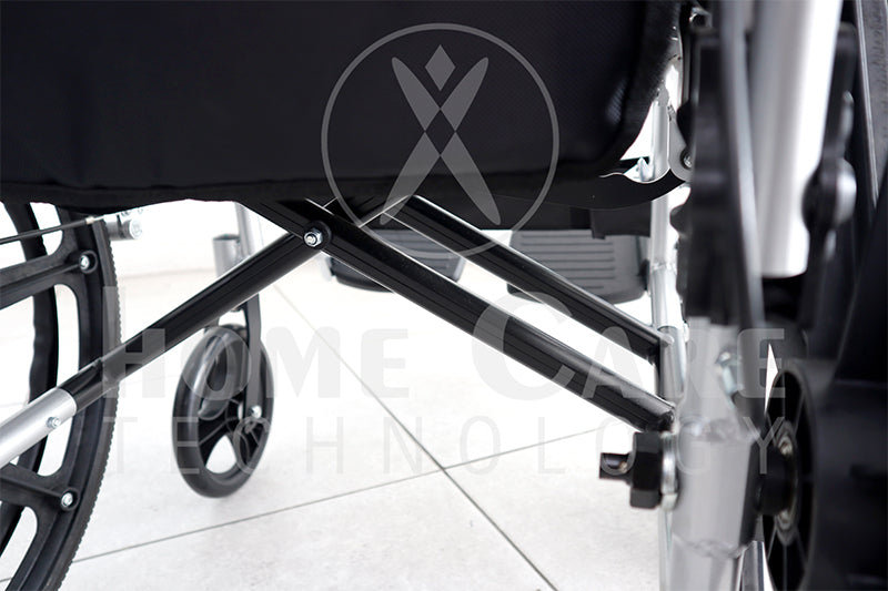 Silla de ruedas en aluminio con desmonte rápido PH4005