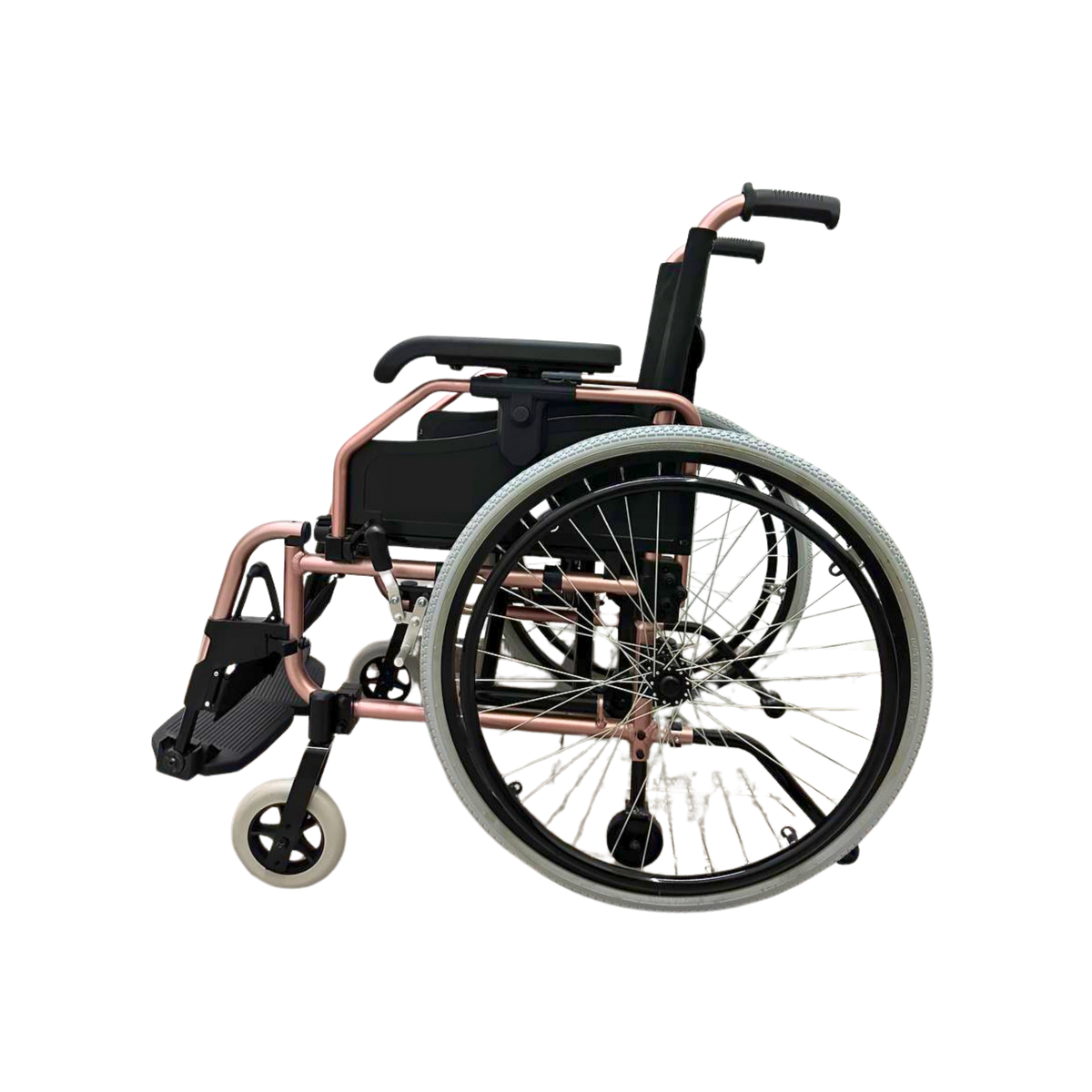 Silla de ruedas con doble cruceta FS959 de Home Care Technology, diseño compacto y robusto para movilidad fácil y segura.