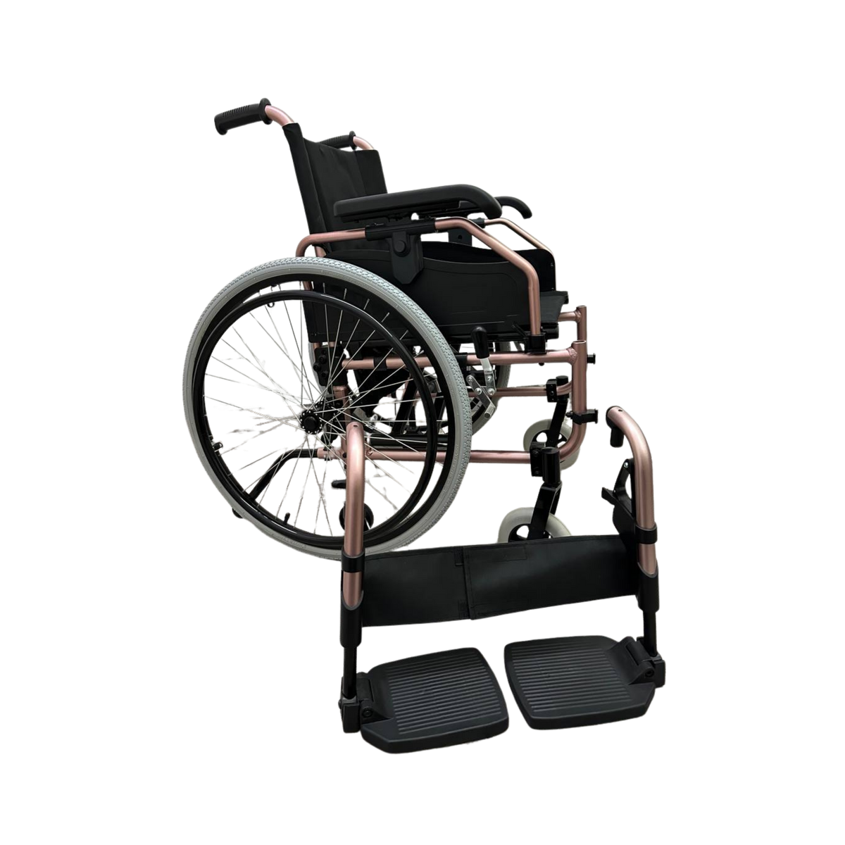Silla de ruedas con doble cruceta de Home Care Technology, modelo FS959, diseñada para movilidad y comodidad.