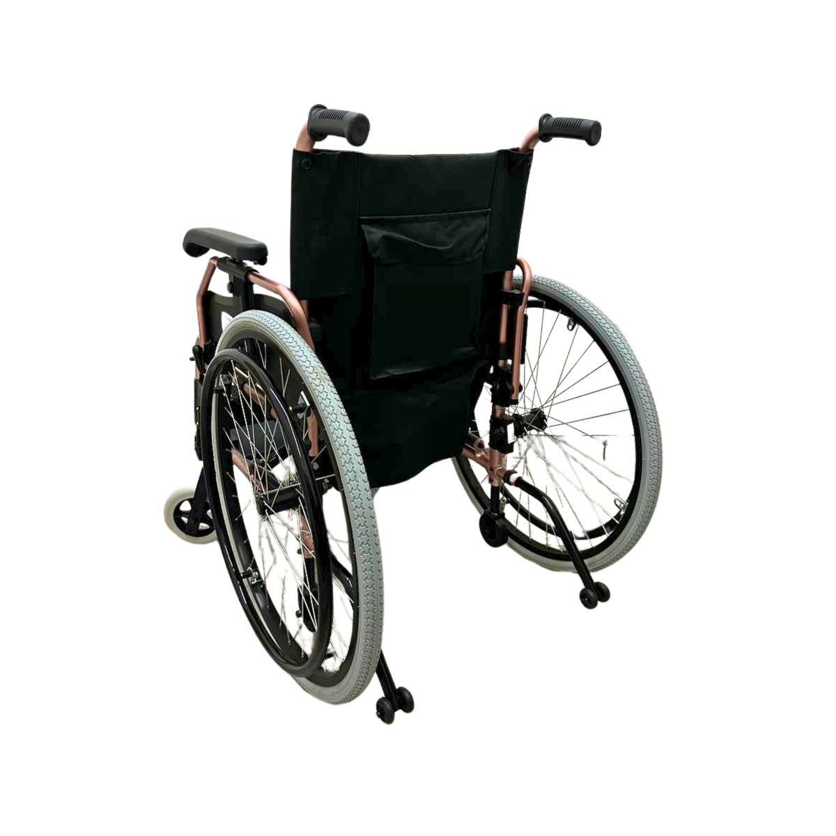 Silla de ruedas con doble cruceta Home Care Technology, estructura resistente y asiento cómodo, ideal para movilidad.