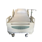 Cama hospitalaria eléctrica CE312 de Home Care Technology con estructura metálica y ajustable para atención médica.