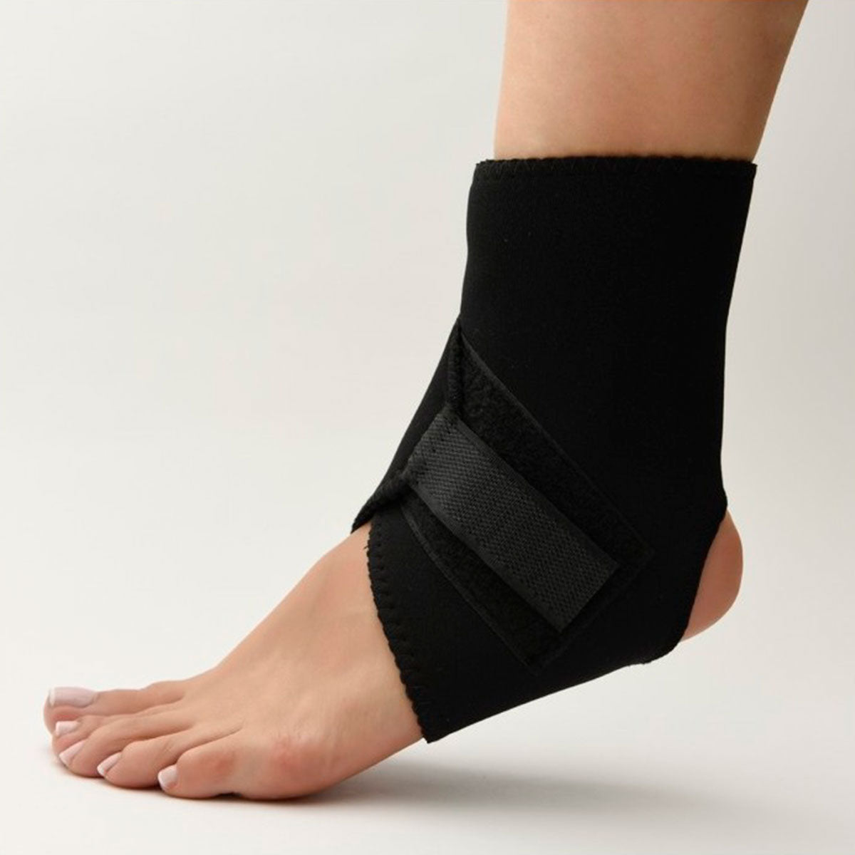 Tobillera ortopédica ajustable